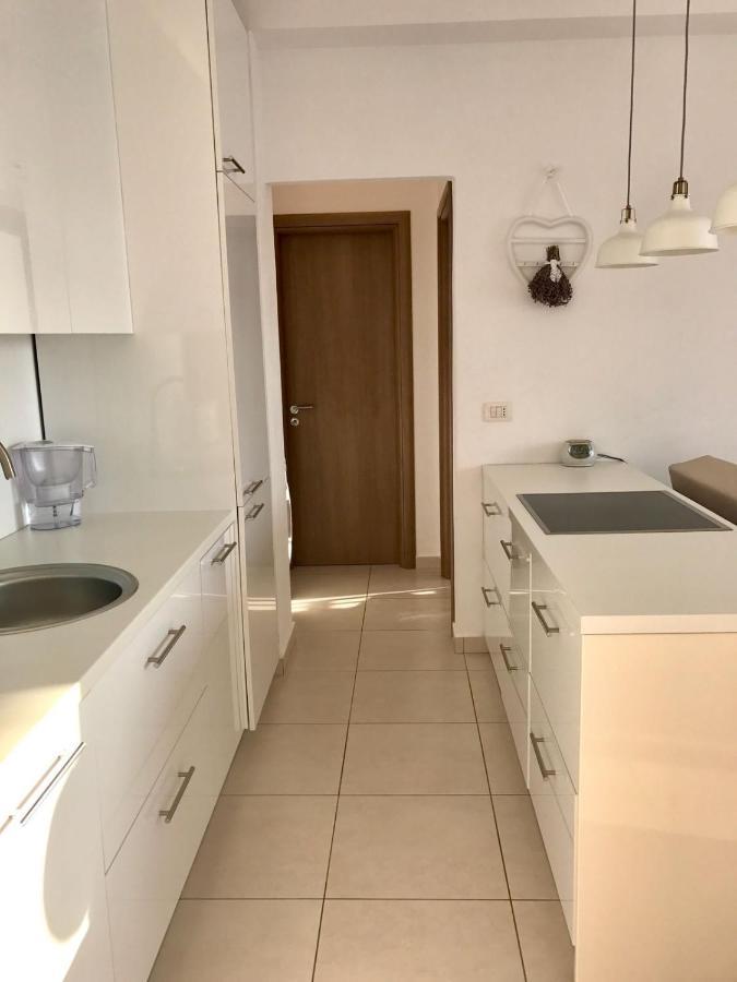 Seaside View Apartment Саранда Экстерьер фото