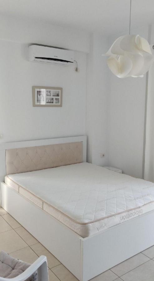 Seaside View Apartment Саранда Экстерьер фото